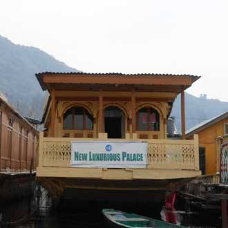 New Luxurious Palace Houseboat, Srinagar 1